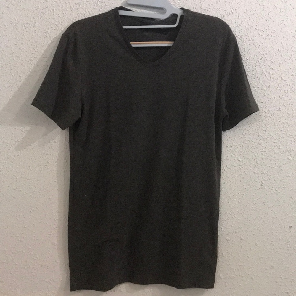 🔥3/20🔥 Zara Basics Slim Fit T Shirt